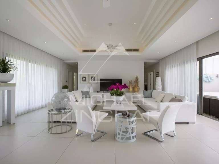 Maison Larchamp - 4 chambres - 396m²