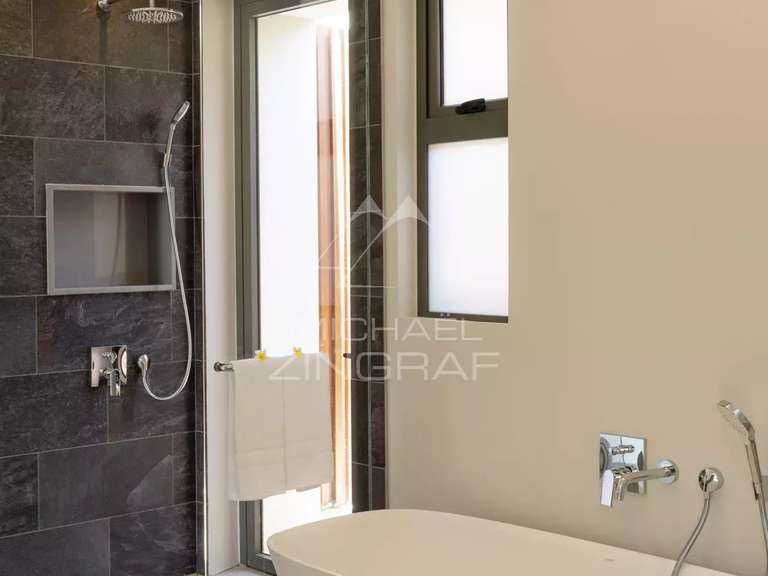 Maison Larchamp - 4 chambres - 353m²
