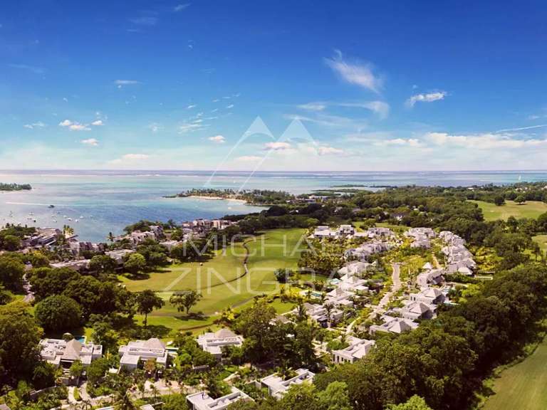 Maison Larchamp - 3 chambres - 297m²