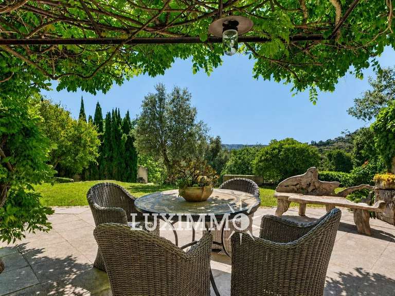 House Châteauneuf-Grasse - 6 bedrooms - 450m²