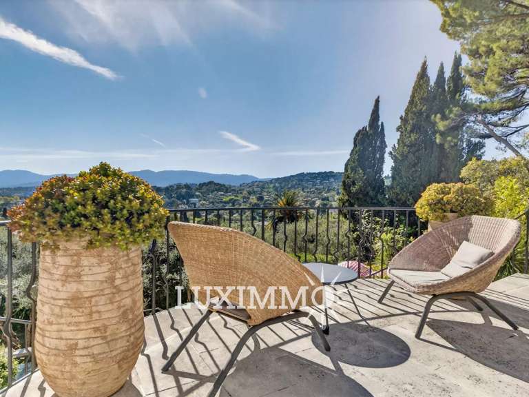 Maison Mougins - 5 chambres - 243m²