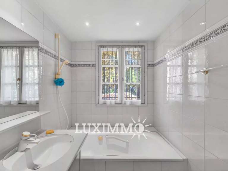 Maison Mougins - 4 chambres - 293m²
