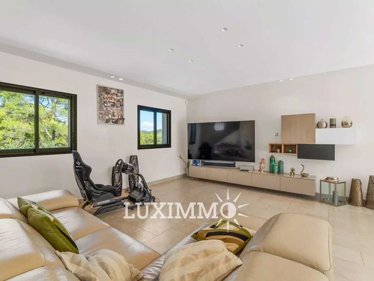 House Mougins