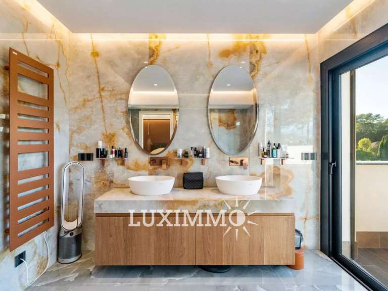 House Valbonne - 4 bedrooms - 318m²