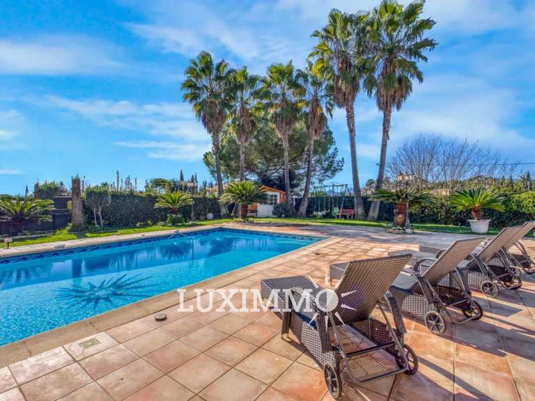 Maison Mougins - 6 chambres - 220m²