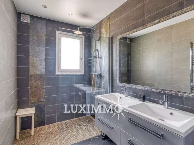 Maison Mougins - 6 chambres - 220m²