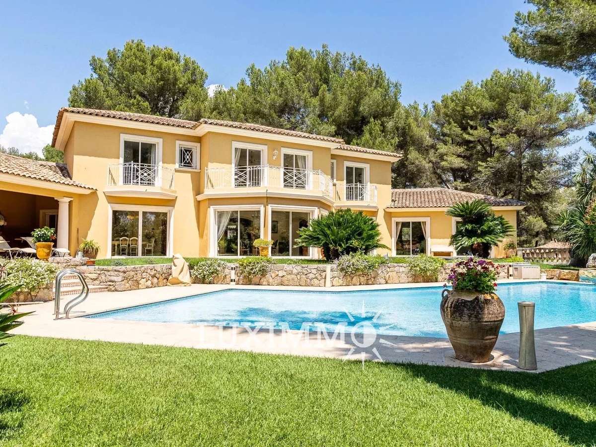 House Mougins