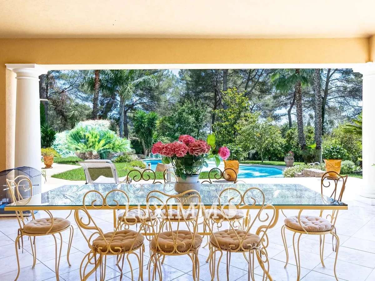 House Mougins