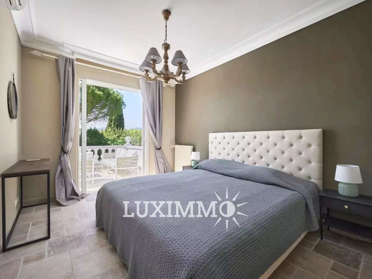 House Mougins