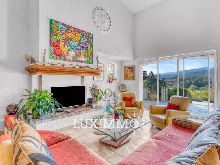 House Mandelieu-la-Napoule - 6 bedrooms - 281m²
