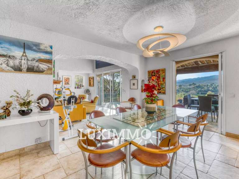 House Mandelieu-la-Napoule - 6 bedrooms - 281m²