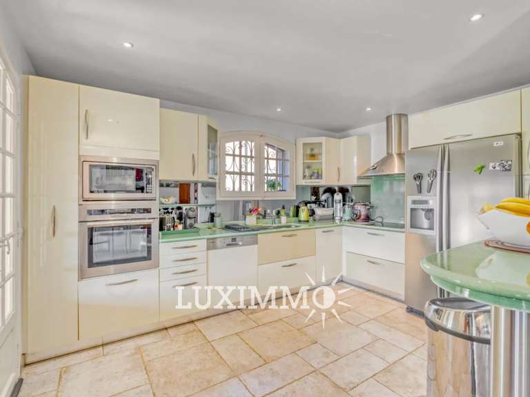 House Mandelieu-la-Napoule - 6 bedrooms - 281m²