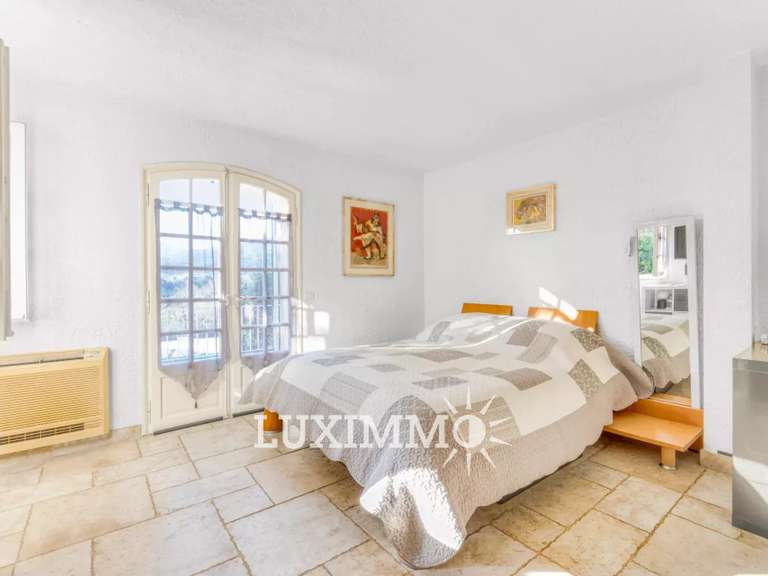 House Mandelieu-la-Napoule - 6 bedrooms - 281m²