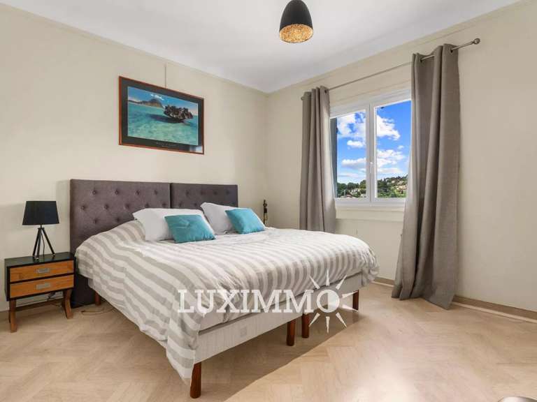 Maison Mougins - 5 chambres - 266m²