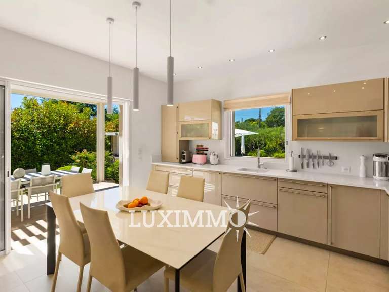 Maison Mougins - 5 chambres - 235m²