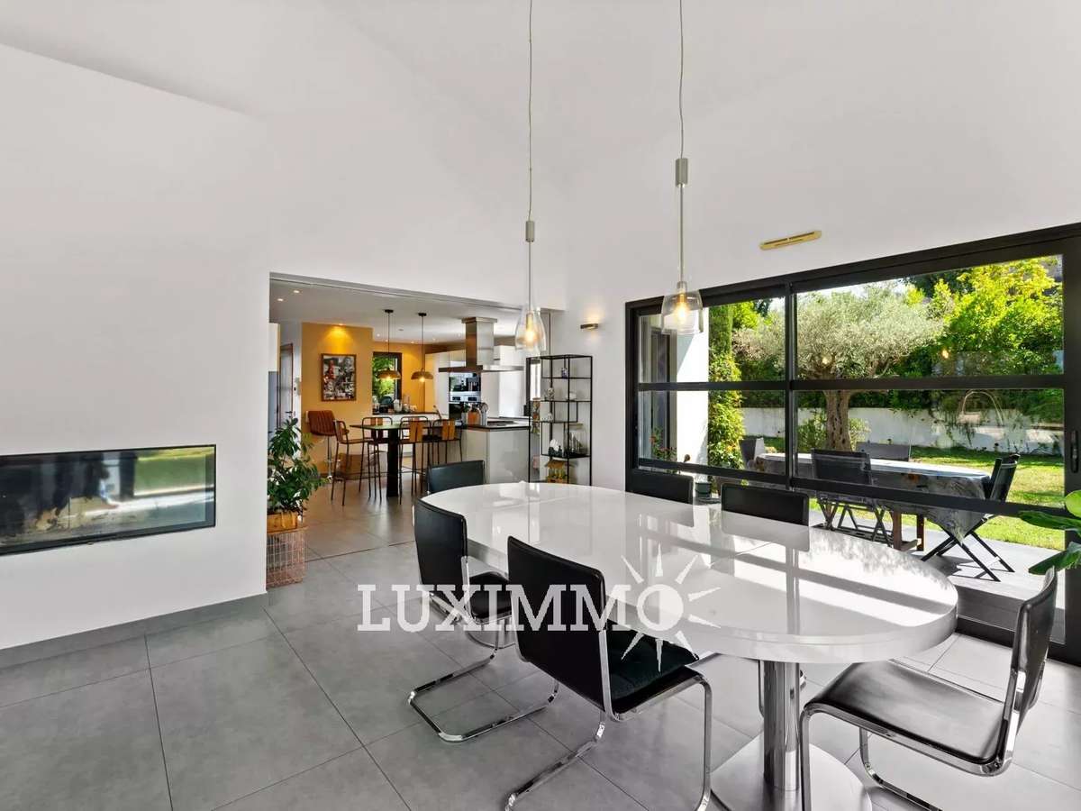 House Valbonne