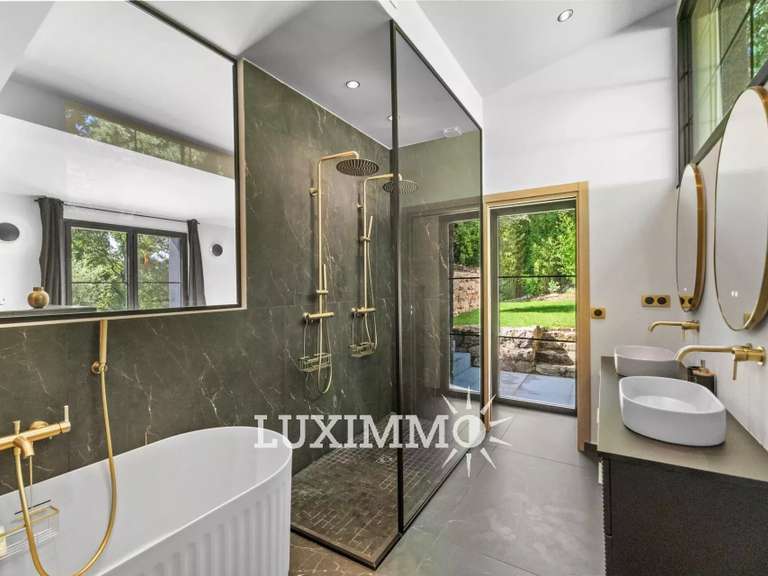 House Valbonne - 5 bedrooms - 300m²