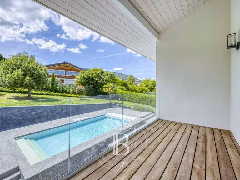 Maison Ésery - 4 chambres - 164m²