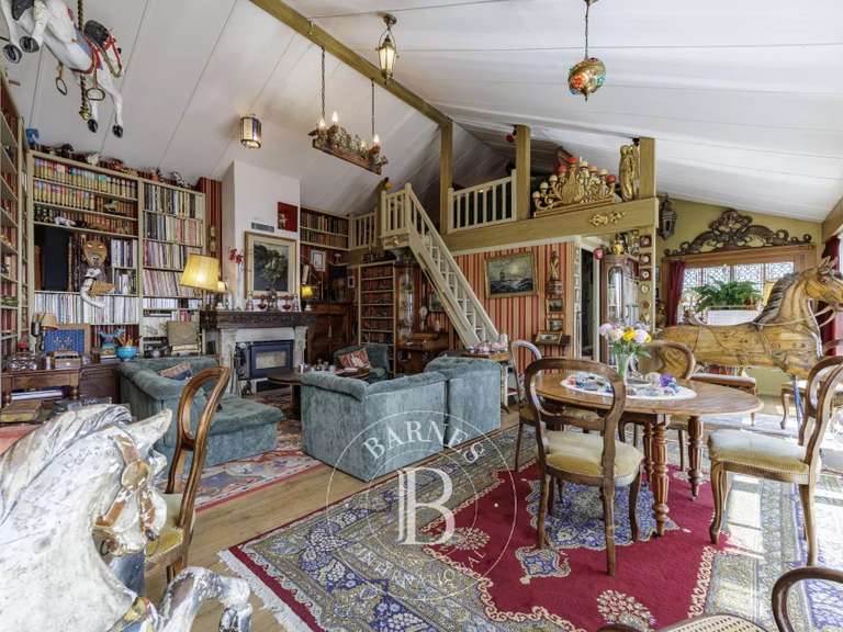 Maison Gex - 3 chambres - 207m²