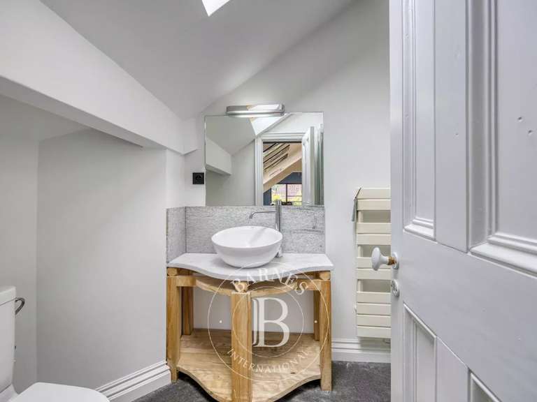 Maison Sauverny - 5 chambres - 320m²