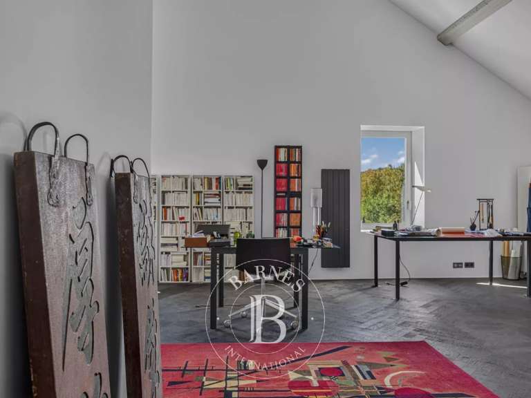 House Saint-Julien-en-Genevois - 4 bedrooms - 391m²