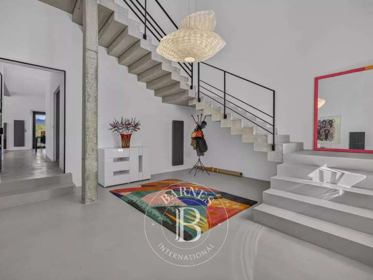 Maison Saint-Julien-en-Genevois - 4 chambres - 391m²