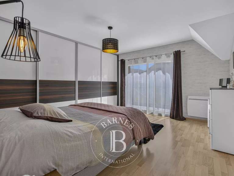 Maison Feigères - 5 chambres - 173m²