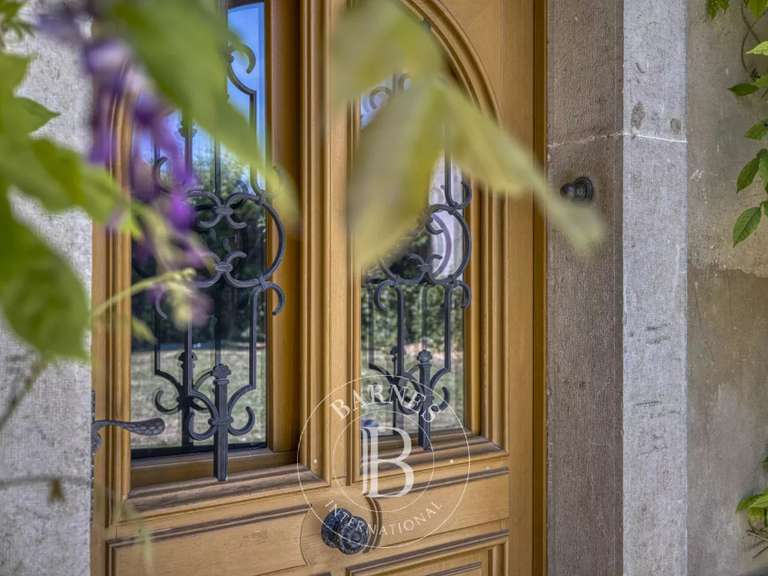 Maison Divonne-les-Bains - 4 chambres - 282m²