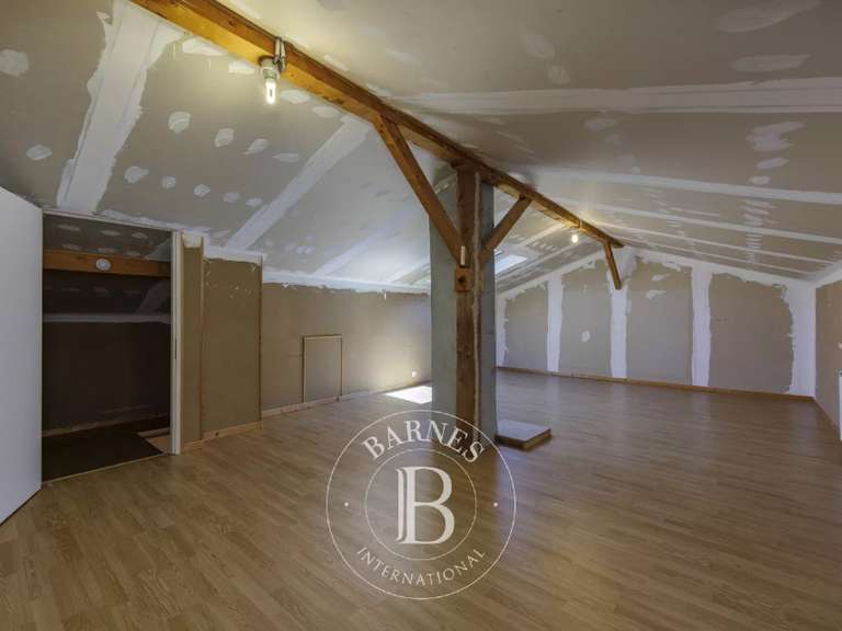 Maison Saint-Julien-en-Genevois - 4 chambres - 169m²