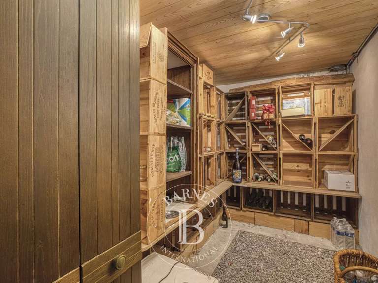 Maison Divonne-les-Bains - 4 chambres - 197m²