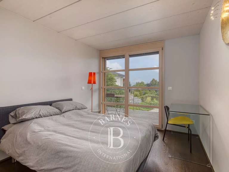 Maison Divonne-les-Bains - 5 chambres - 246m²