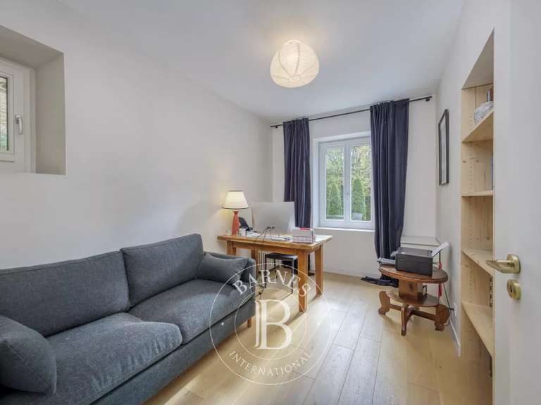 Maison Lucinges - 4 chambres - 248m²