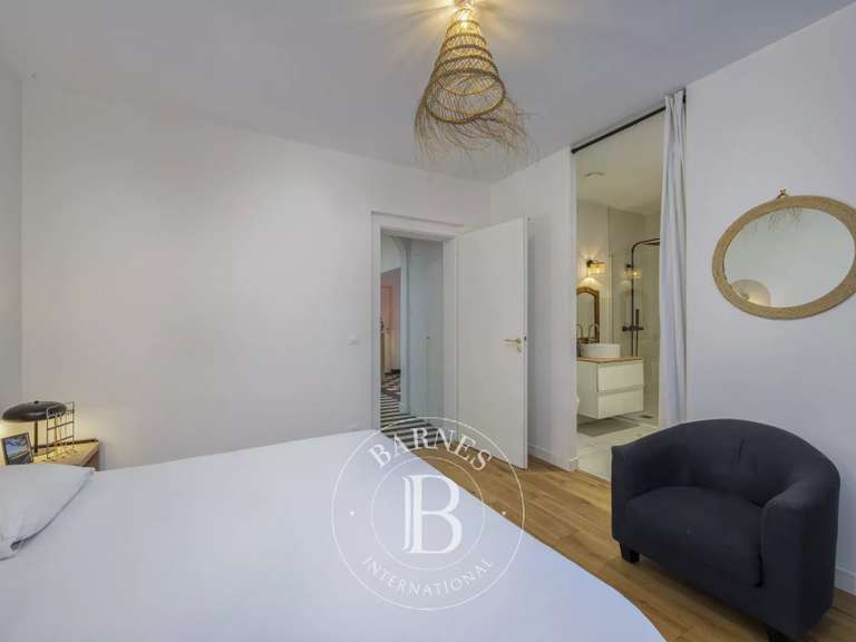 Maison Lucinges - 4 chambres - 248m²