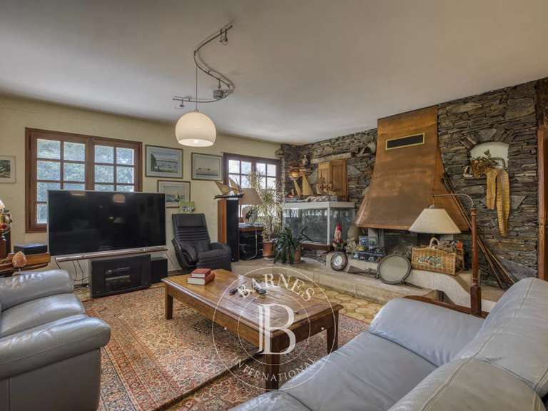 Maison Cruseilles - 4 chambres - 200m²