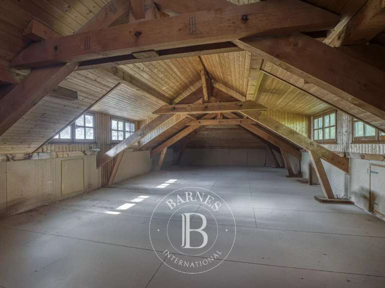 Maison Cruseilles - 4 chambres - 200m²