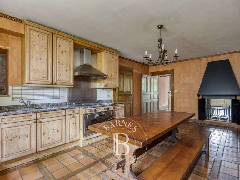 Maison Fillinges - 5 chambres - 370m²