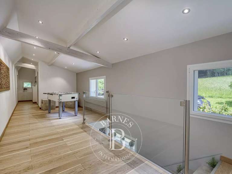 Maison Beaumont - 4 chambres - 339m²