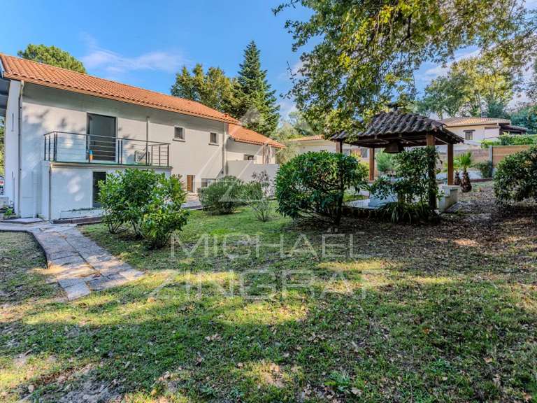 House Pyla-sur-mer - 5 bedrooms - 170m²