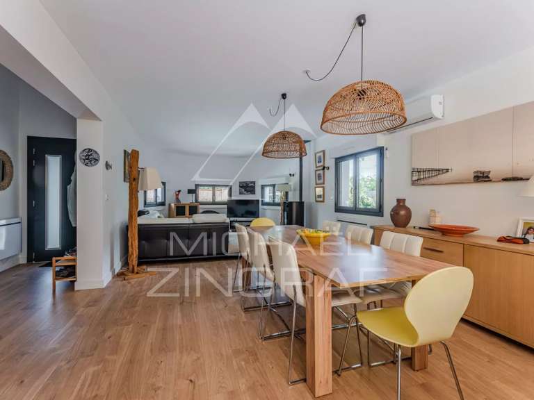 House Pyla-sur-mer - 5 bedrooms - 170m²
