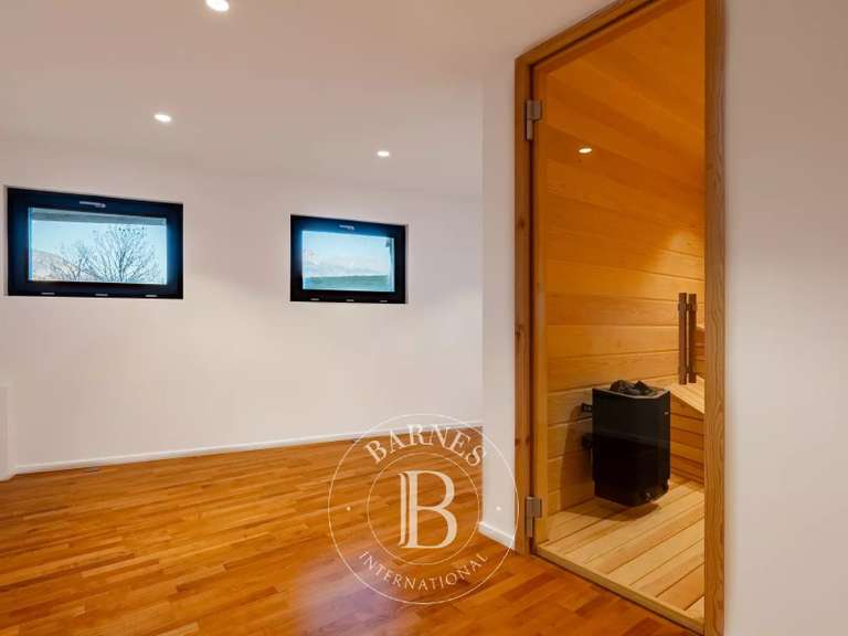 Maison Sévrier - 5 chambres - 330m²