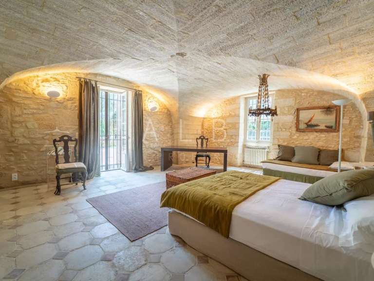 Maison Uzès - 5 chambres - 401m²