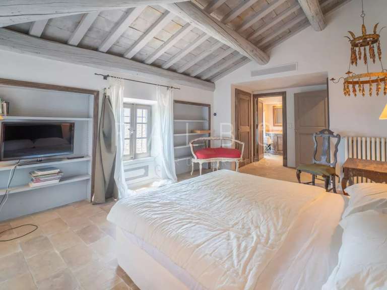 Maison Uzès - 5 chambres - 401m²