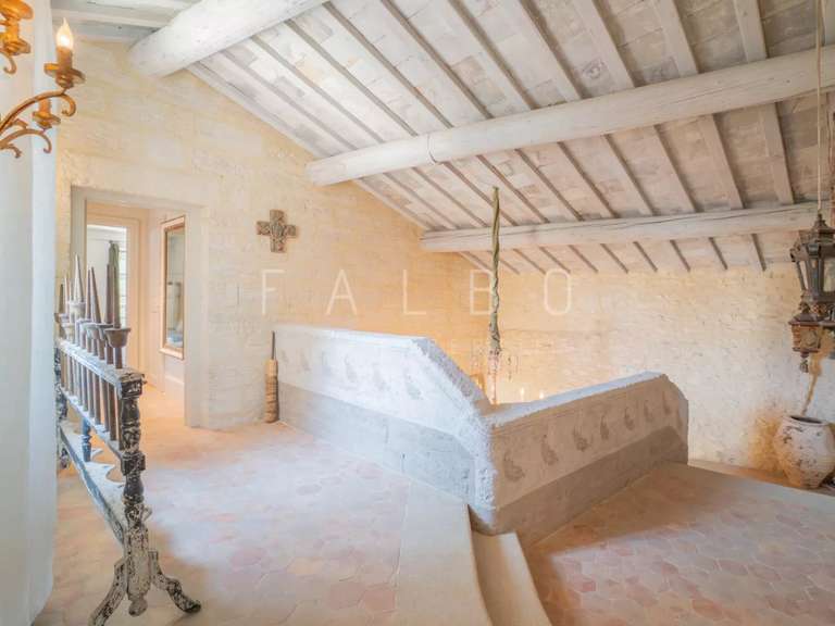 House Uzès - 5 bedrooms - 401m²