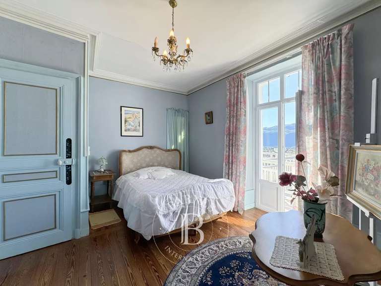 Maison Aix-les-Bains - 4 chambres - 166m²