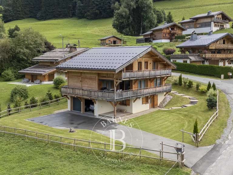 Maison Praz-sur-Arly - 5 chambres - 230m²
