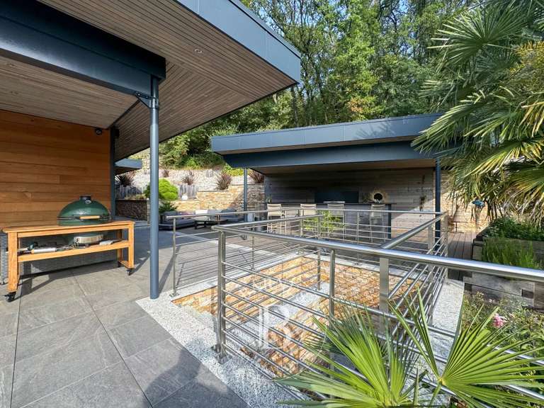 Maison Aix-les-Bains - 5 chambres - 400m²