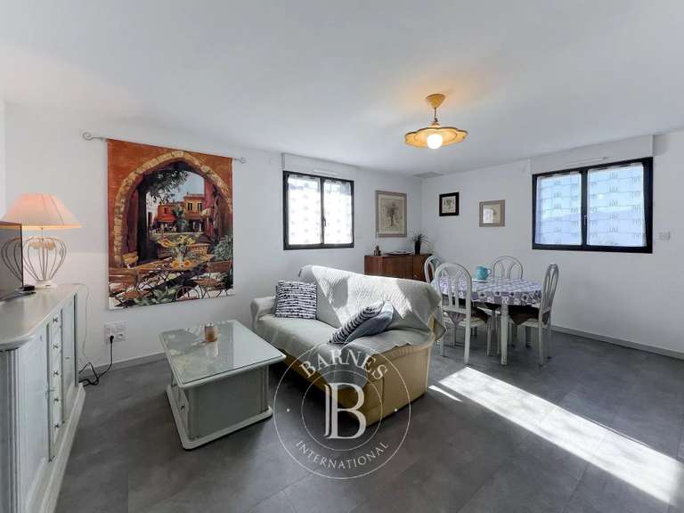 Maison Aix-les-Bains - 4 chambres - 255m²