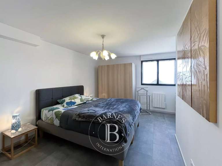 Maison Aix-les-Bains - 4 chambres - 255m²