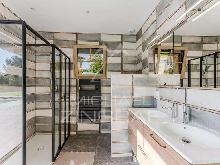 Maison Arcachon - 4 chambres - 208m²