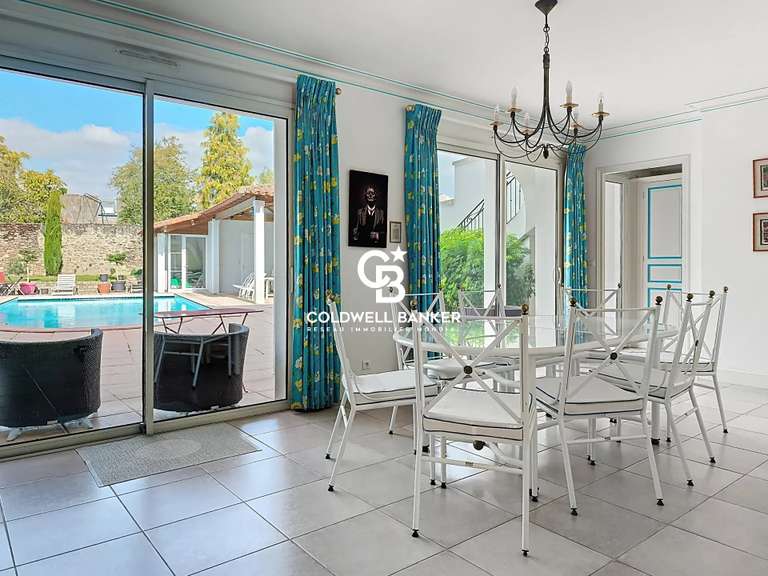 Maison Les Herbiers - 7 chambres - 425m²